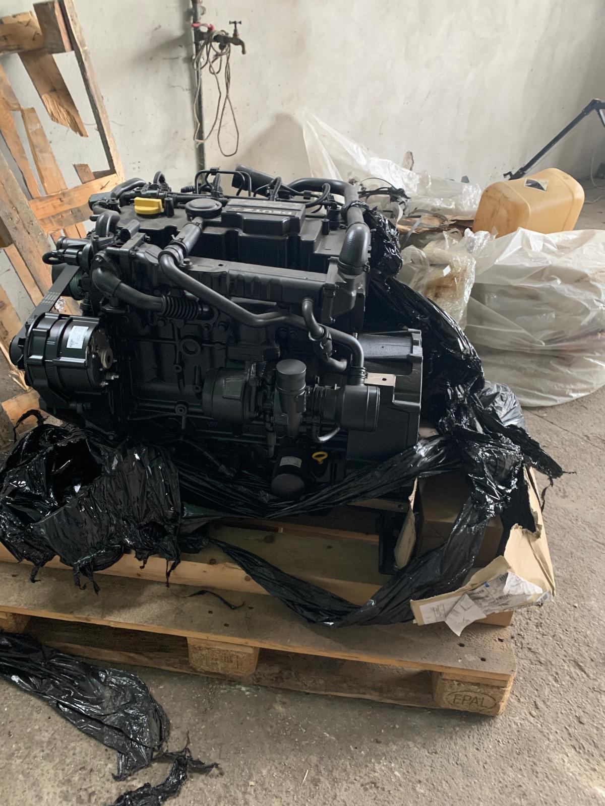 Motore Deutz TCD 3.6 L4 mai usato